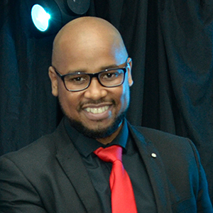 Lindelani Mnguni (SA)